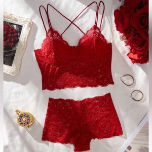 RED LACE🐝CLASSIC CHARM LINGERIE SET